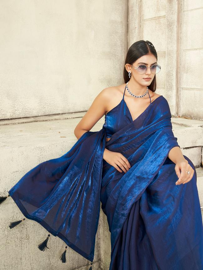 Two-way two-tone purple and blue colored  jimmychoo saree with tassels on pallu